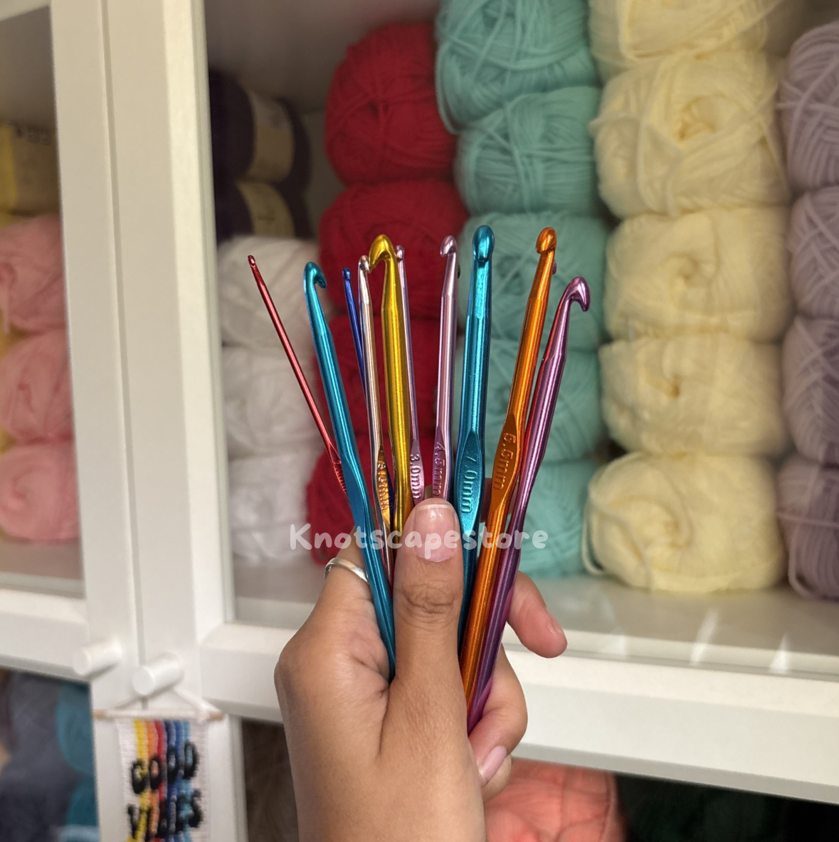 Aluminium Crochet Hooks Set & Sizes | Buy Crochet Hooks