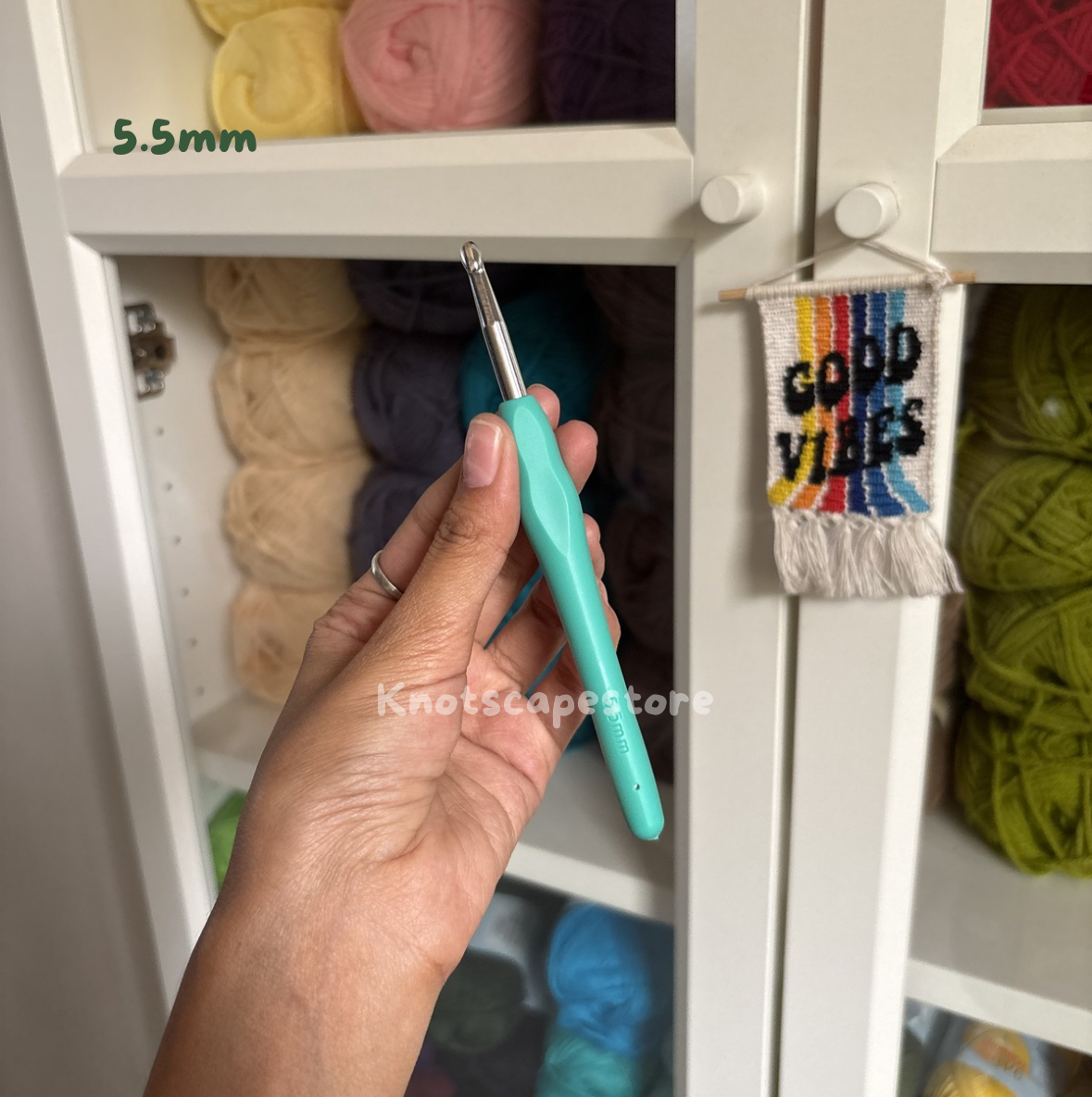 Ergonomic Crochet Hooks Set with Soft Grip | Multiple Sizes